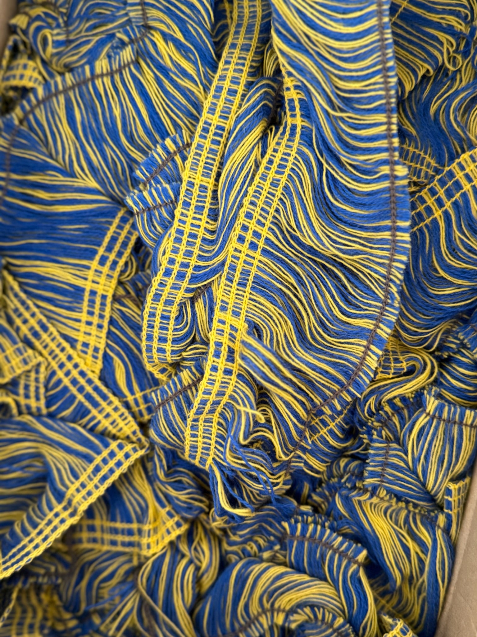 LL0001 - 🧶 Franja Acrílica – Ideal para Cachecóis e Muito Mais