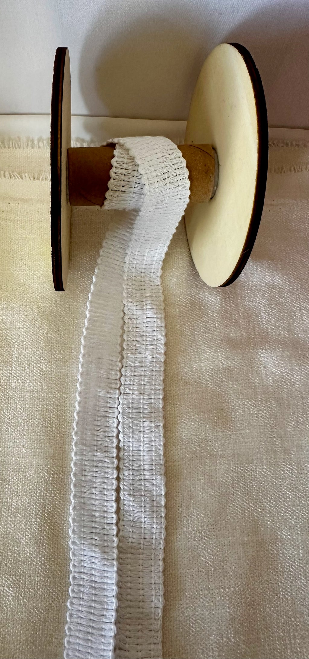 LL0018 -   🧵 Galão de Algodão Texturizado – Elegância e Versatilidade para os Teus Projetos