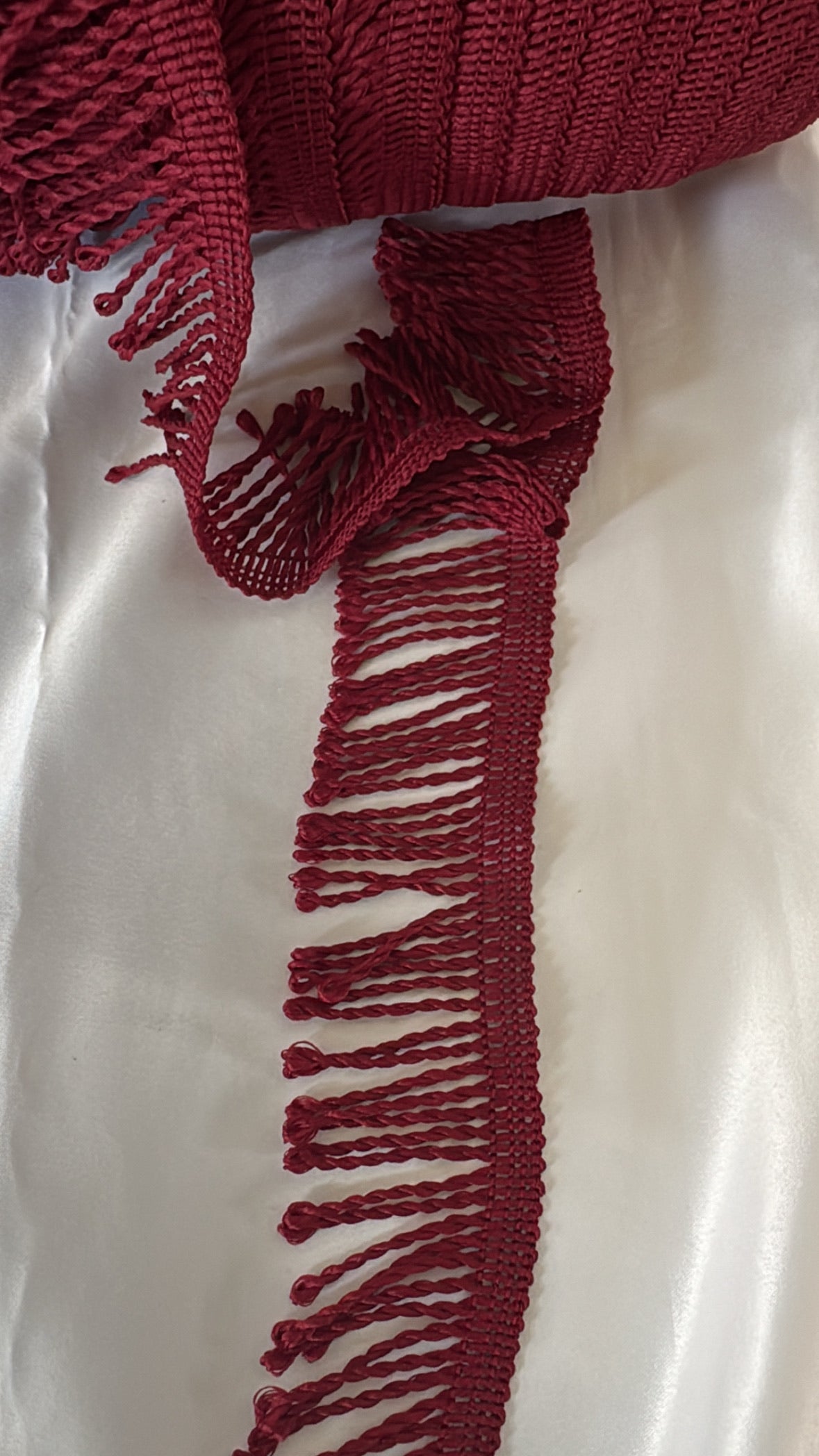 LL0012 - ✨ Franja Decorativa em Poliéster Torcido – Elegância e Durabilidade para os Teus Projetos