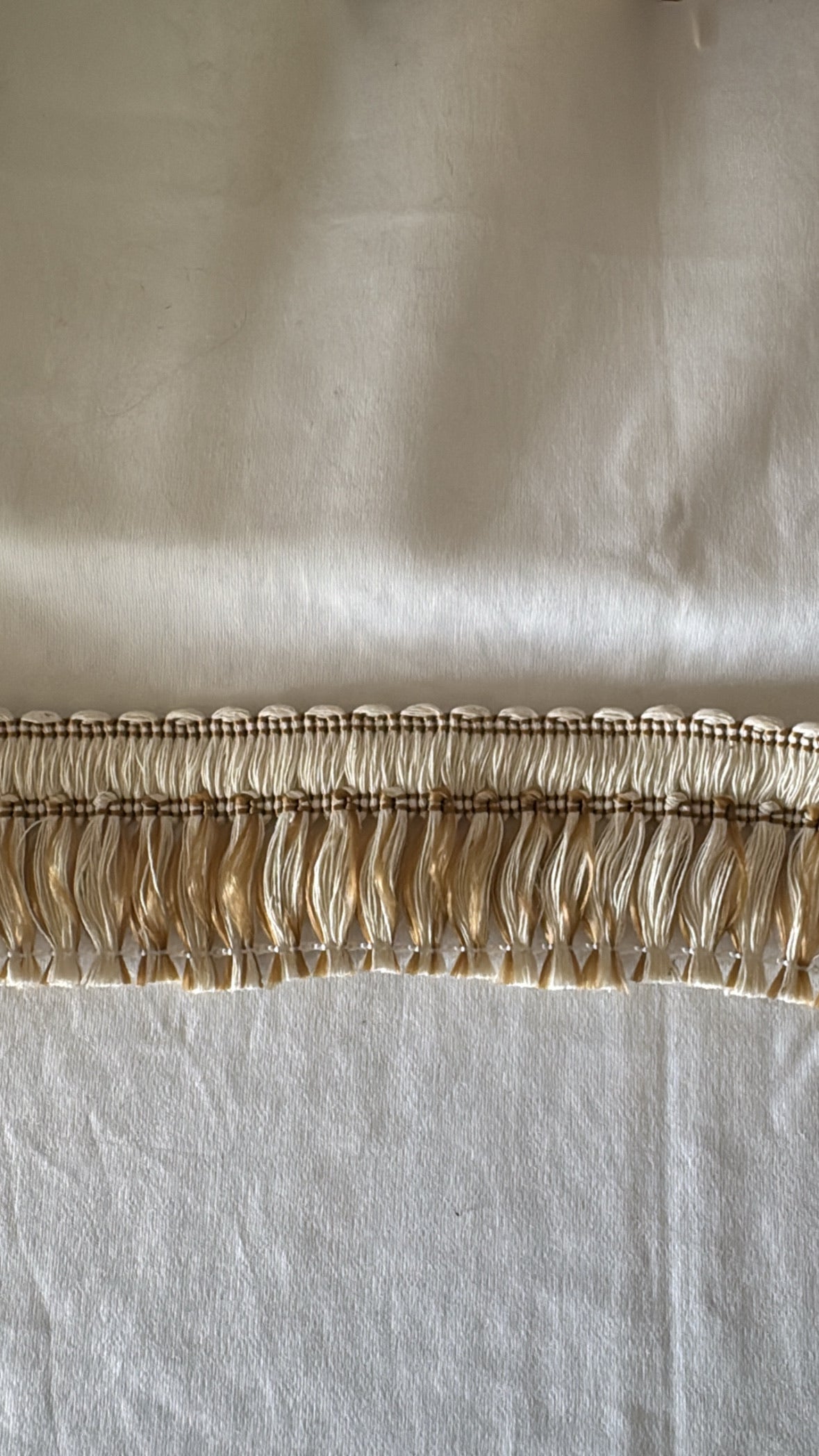 LL0031 - 🧶 Franja Decorativa em Algodão e Filamento – Equilíbrio entre Naturalidade e Resistência