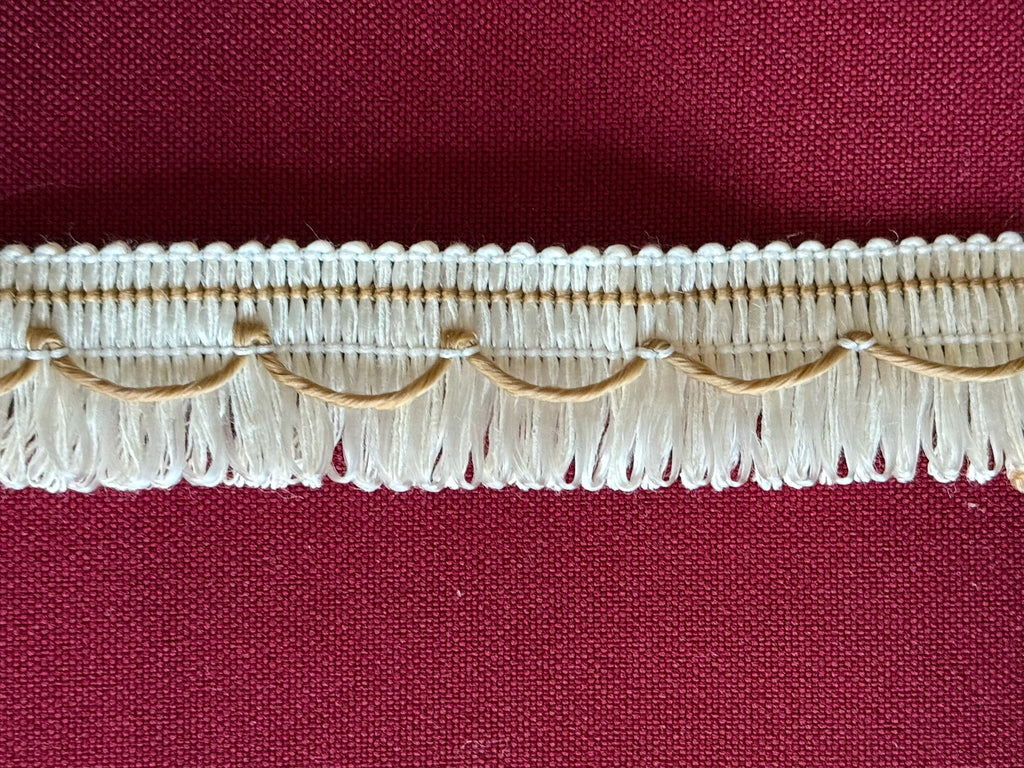 LL0038 – ✨ Franja Decorativa em Algodão com Fio Colorido