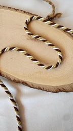 Cordão filamento lurex tricolor 5 mm com trança em marrom, branco e fio dourado brilhante para decoração