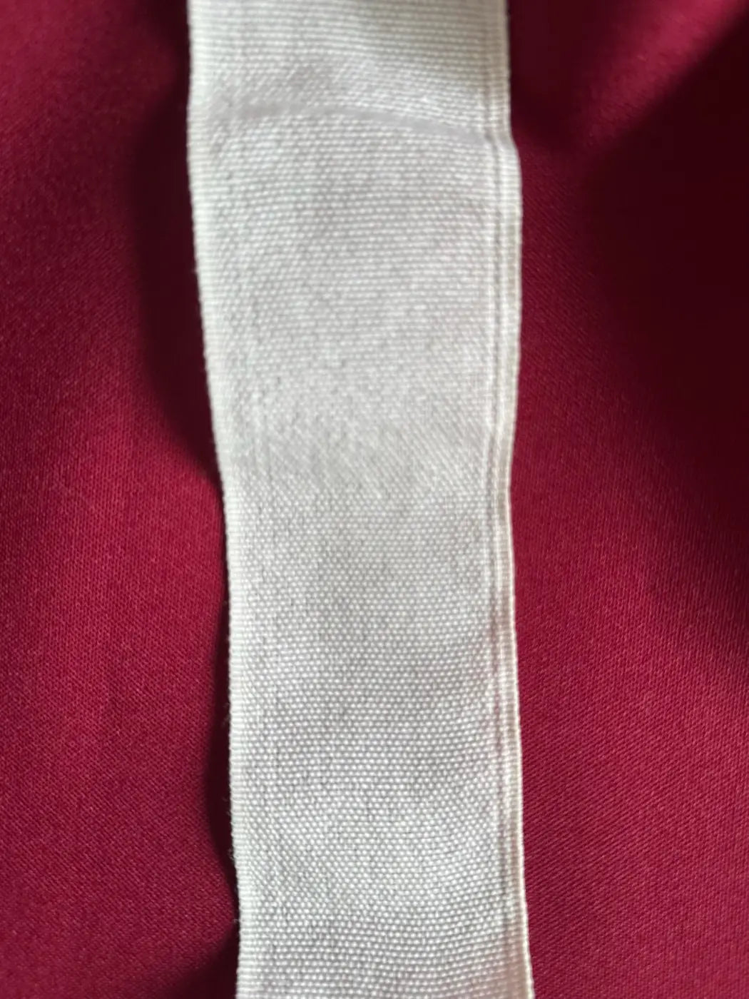Off-white fita nastro gorgorão em poliéster 55mm com textura canelada e toque natural branco