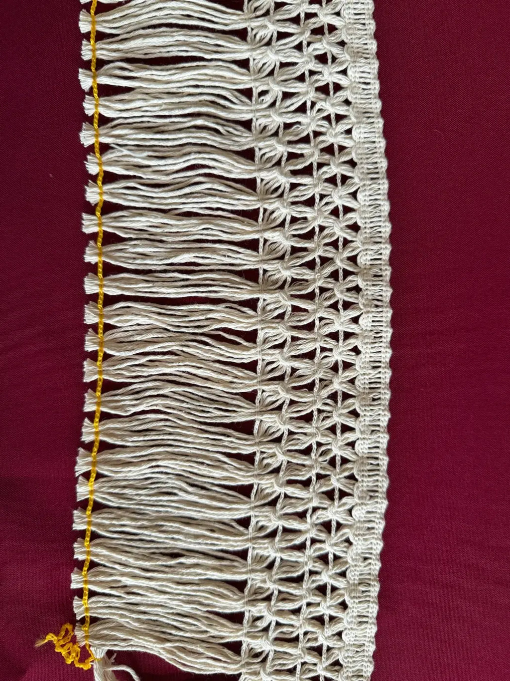 Franja alhambra algodão puro off-white com padrão tecido e franjas 130mm l&l em algodão 100% natural