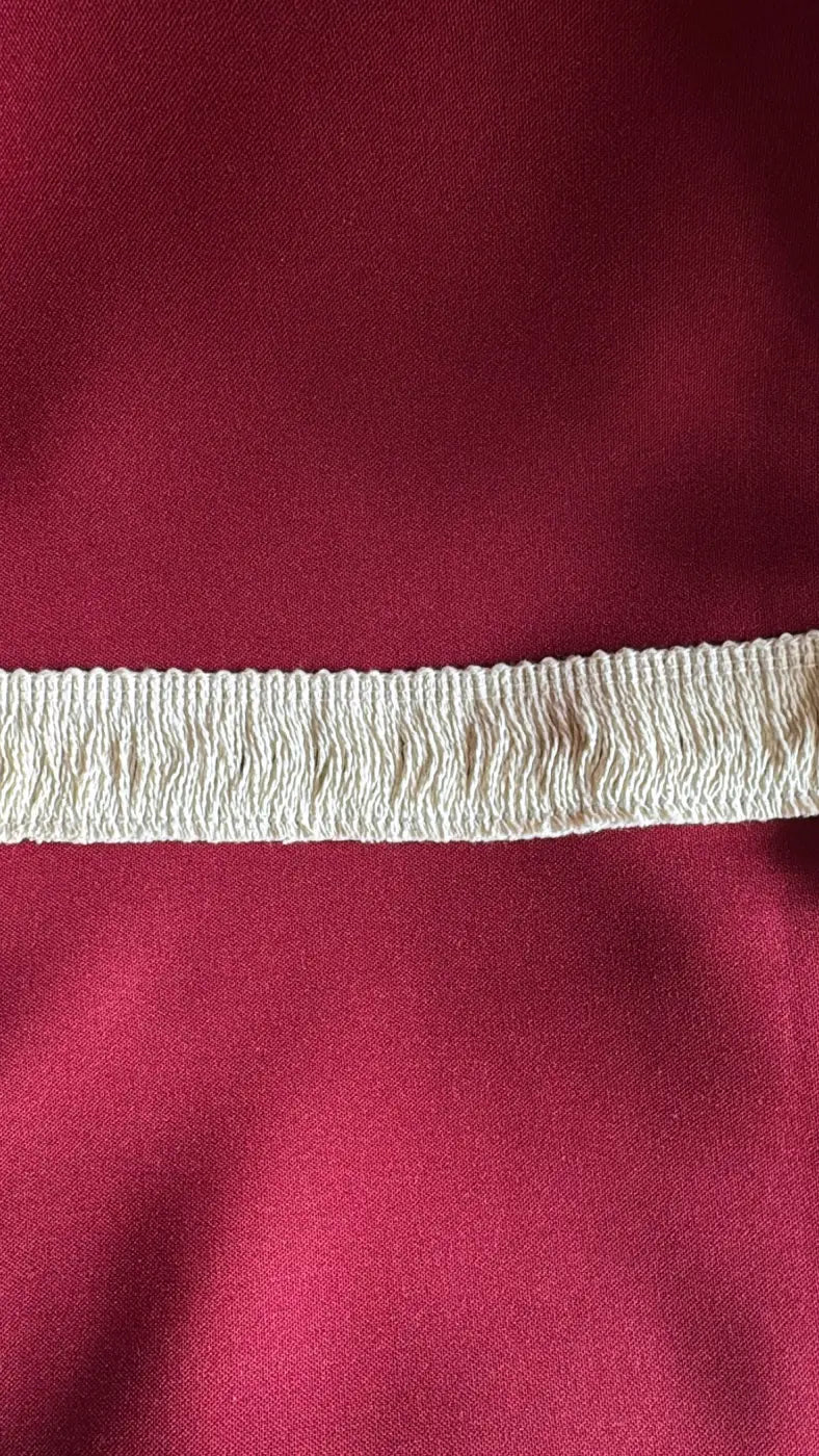 Franja pluma de algodão 80% natural 40mm em tom creme com textura e toque celestial da l&l