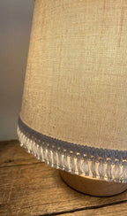 Beige linen lampshade with decorative gray galão renda fina trim algodão 100% natural 40mm l&l