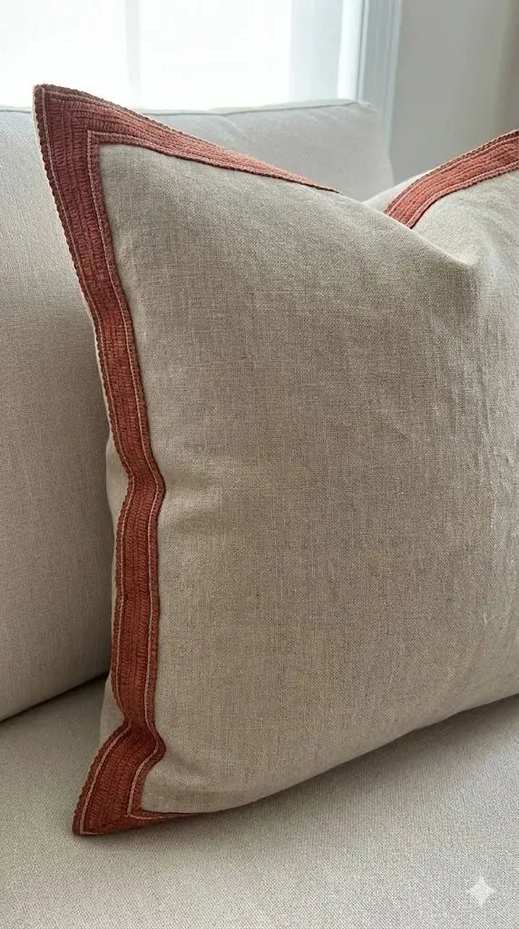 Beige almofada de linho galão riviera com borda costurada em cor ferrugem algodão 100 l&l
